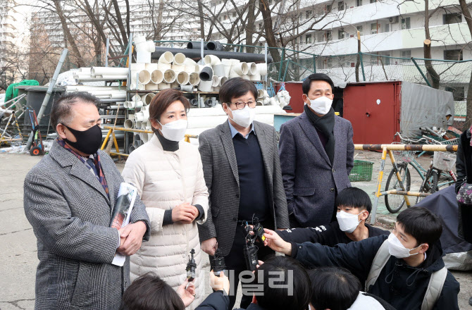 [포토]재건축 발언하는 나경원