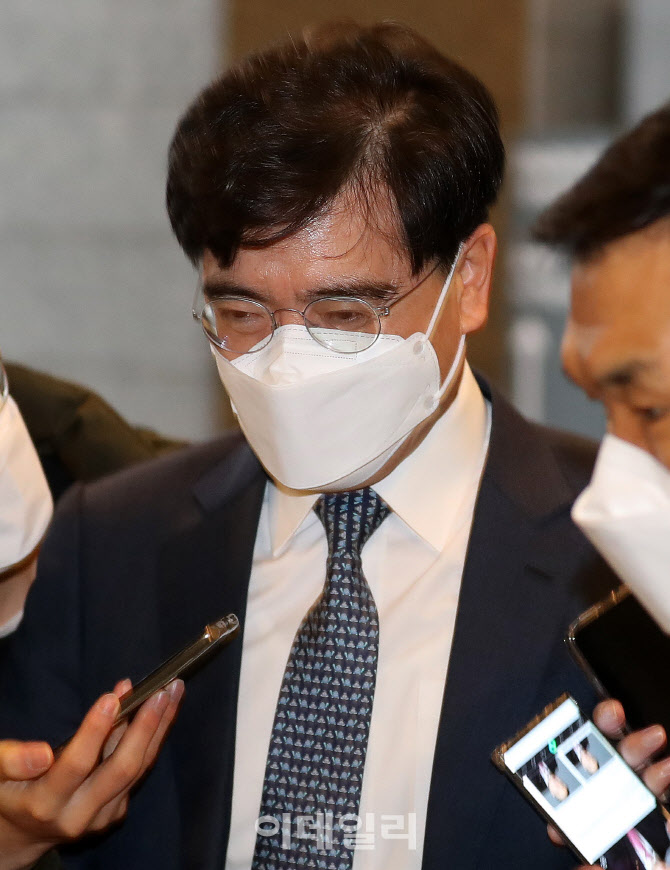 [포토]회의 참석하는 공영운 현대자동차 전략기획담당 사장