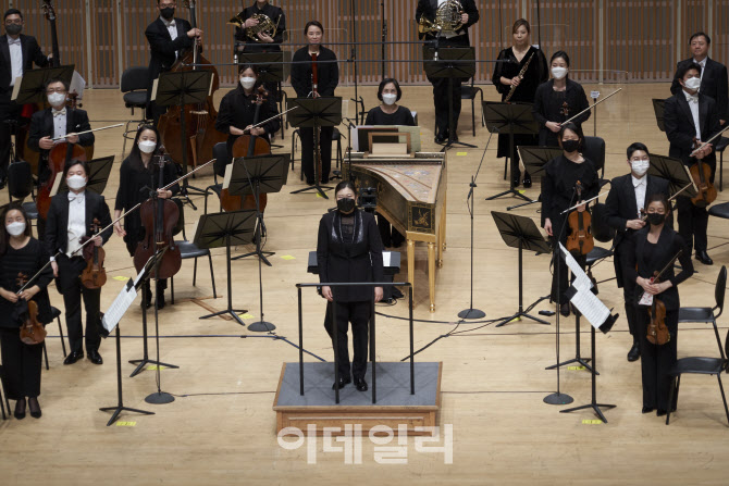 [문화대상 이 작품]어제의 슬픔 뒤로…펜데믹 시대, 희망의 선율