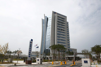 농어촌공사, 농지은행사업 1.3조 투입…청년농 정착 지원