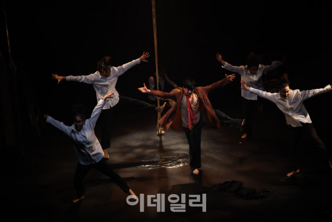 韓-카자흐스탄 교류 연극 '안녕, 굴사르' 온라인 중계