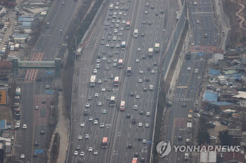 고속도로 귀경길, 오후 5~6시 정체 절정…10시 후 해소