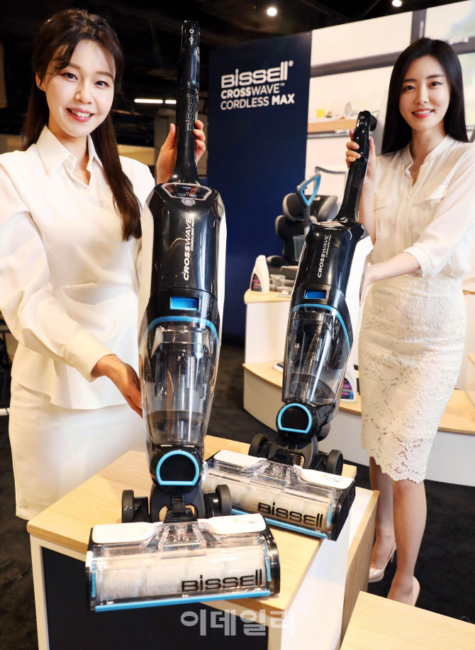[포토] 게이트비젼, '비쎌 크로스웨이브 맥스3.0' 아쿠아청소기 런칭