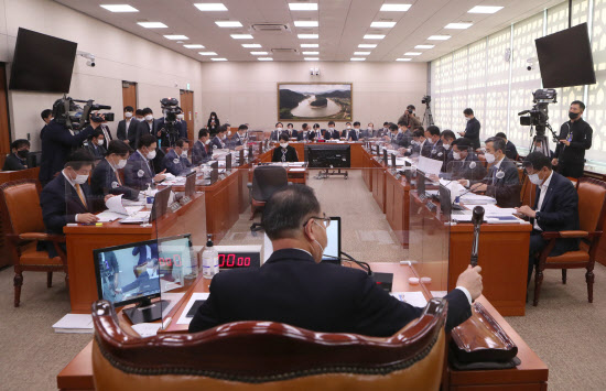 농해수위, 해양폐기물 관리법 개정안 등 3건 의결