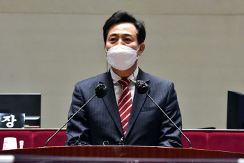 오세훈 "투기가 LH뿐이겠나…변창흠 있었던 SH도 주목해야"