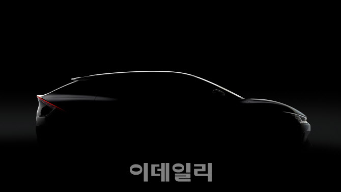 기아, 첫 전용전기차 `EV6` 티저 공개..역동·미래지향 느낌 강조
