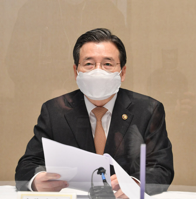 김용범 기재차관 "밥상물가 점차 안정될 것…전체 물가는 상승 조짐"
