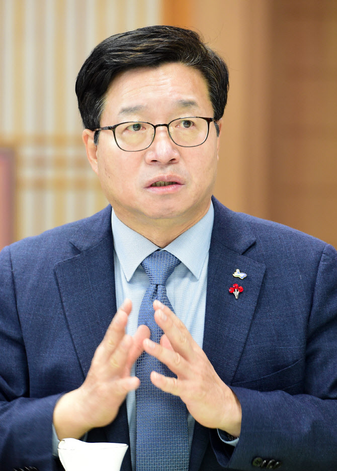 염태영 수원시장 “쓰레기 대란, 시민들 자발적 동참해야” 호소