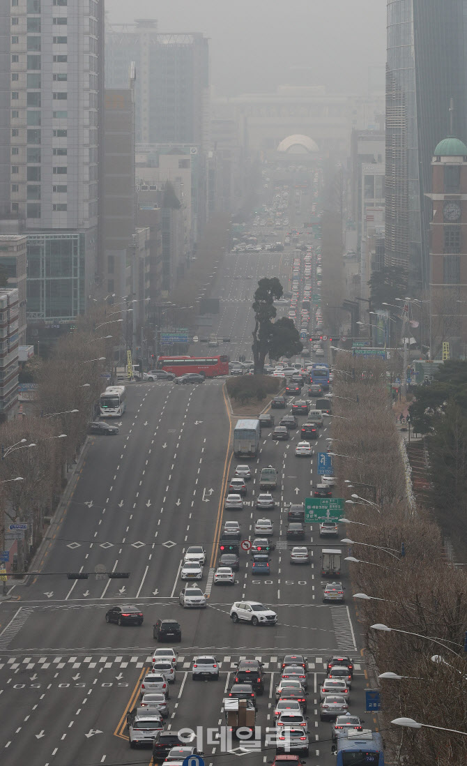 [포토]미세먼지가 삼킨 도심