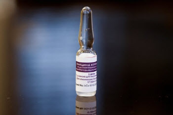러시아 세 번째 코로나 백신 ‘코비박’ 국내 생산 가시화