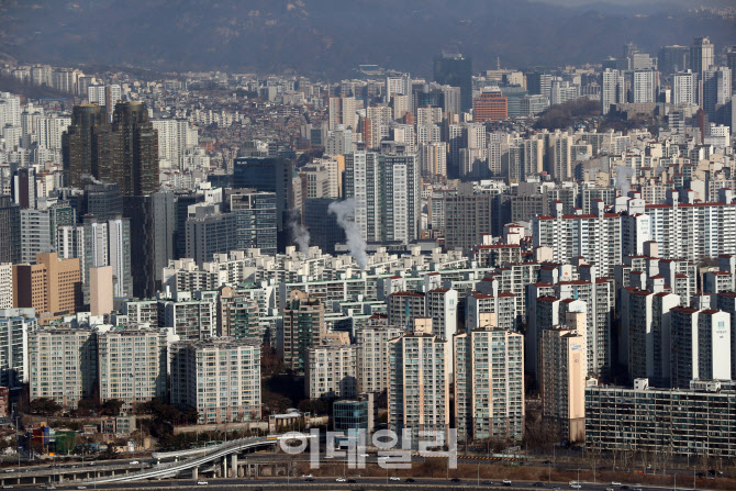 강남 3구 전셋값 하락...전세시장 숨고르기