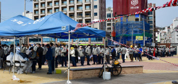 '무더기 확진' 발생한 대우조선, 22일 하루 조업 중단