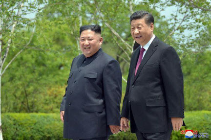 김정은-시진핑, 구두친서 교환…“적대세력에 북중 단결강화”(종합)