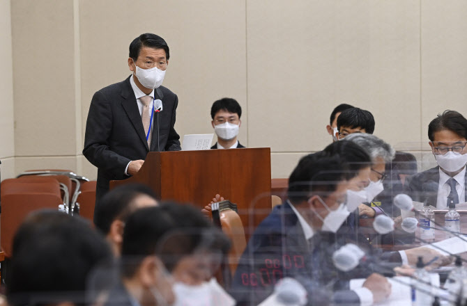 은행 연 1000억원 내는 '서민금융법' 정무위 통과