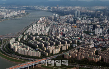 압구정 ‘80억’ 신고가…서울 대형아파트 평균 22억 넘었다