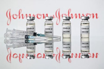 `2분기 600만명분 계약` 얀센 백신도 혈전 우려…유럽당국 검토 착수