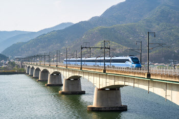 KTX-이음 개통 100일…중앙선 열차 이용객 22%↑