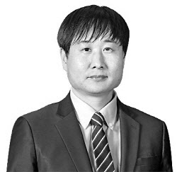 대학가 ‘벚꽃 엔딩’의 연착륙을 바라며