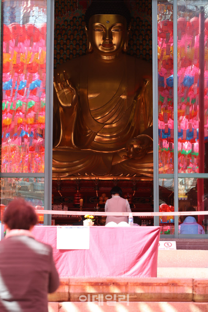 [포토]한달 남은 부처님오신날, 연등 행렬 취소