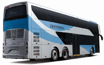 국산기술로 만든 국내 최초 2층 전기버스 '인천~서울' 노선 운영