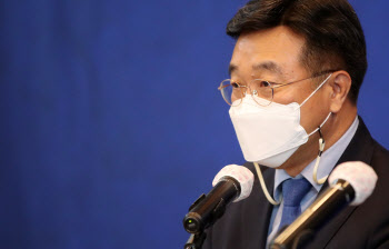 與부동산특위 출범 "재보선 민심 분노 알아…수정·보완"