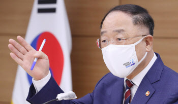 홍남기 “가상자산 예의주시…6월까지 집중 단속”(종합)