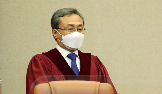 '야당 비토권 무력화' 공수처법 헌법소원 각하…"기본권 침해 아냐"