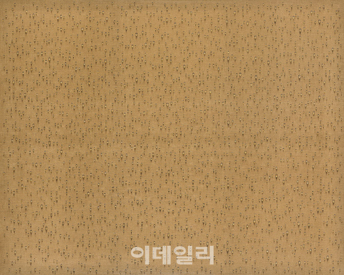 '4월 대전' 치른 미술품 경매시장…물방울 vs 물방울 승자는 누구?