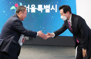 김인호 의장 “서울시, 유치원 무상급식 결정 대환영”