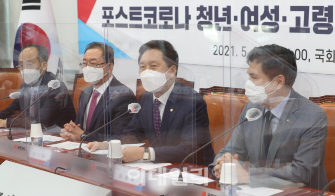 [포토]'축사하는 김기현 당대표 권한대행'