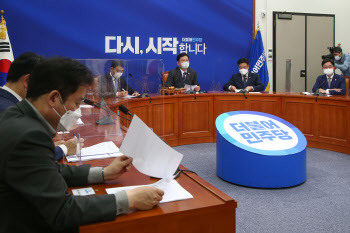 한미정상회담 결과에 여야 온도차…“한 단계 도약” vs “자아도취 안돼”