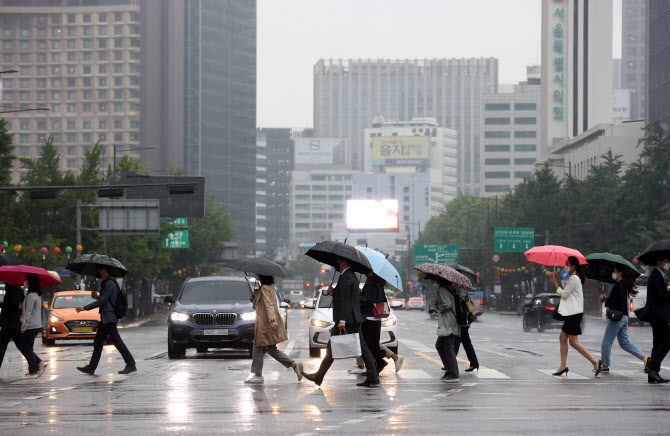 [일요일 날씨]서울 등 중부지방 밤부터 비