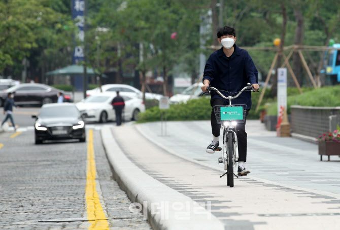 [포토] 청계천변 자전거 전용도로 개통