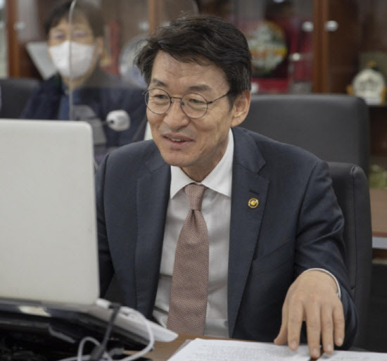 오늘부터 경제총조사…류근관 통계청장 “또 하나의 역사”