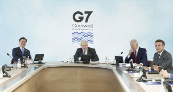 G7 마친 文대통령, 오늘 오스트리아 국빈방문