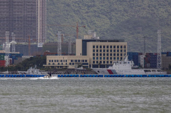 중국, 수출중심지 광둥성 코로나19 몸살…글로벌 물류 비용 더 오르나