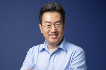 쿠팡 "덕평 물류센터 화재 송구…소방관 조속 구조 기원"