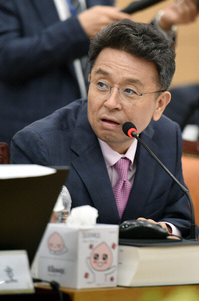 이철희 "박성민, 靑 비서관 자격 충분"