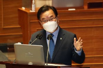 김 총리 “문 대통령, 가상자산 피해자 발생하지 않도록 주의 당부”