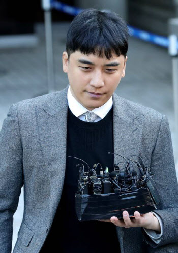 범죄혐의 남성 연예인, '도피성 입대' 못한다