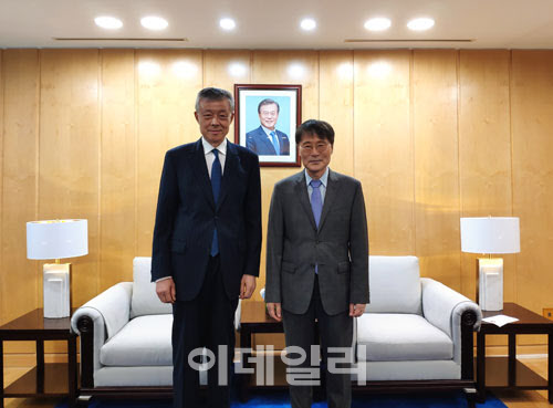 장하성 주중대사, 류샤오밍 중국 한반도특별대표 만나 정세 논의