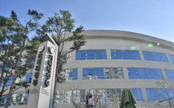 정부, 지원금 기준·캐시백 사용처 점검 지속…"추경 통과 후 일괄발표"