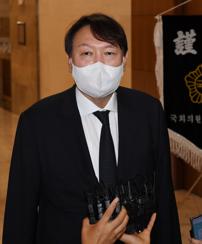 윤석열 장모 모해위증 재수사…“일부 고발내용 판단 누락”