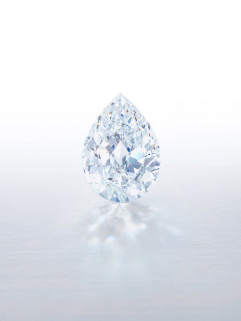 소더비 경매 오른 다이아몬드, 가상화폐 역대 최고 141억원 낙찰