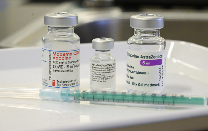 美 FDA, 얀센 백신과 희귀 질환 관련성 경고할 듯