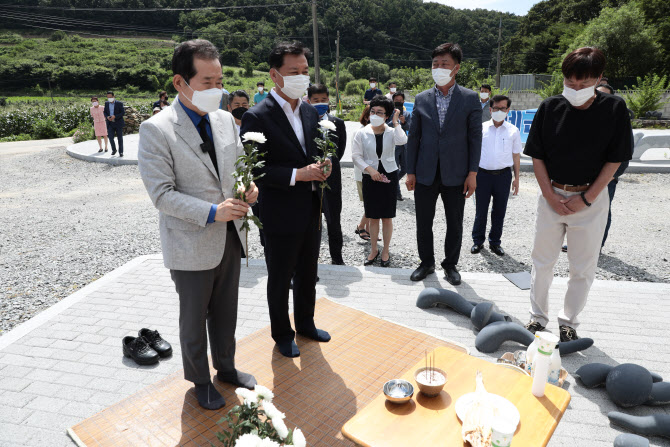 정세균 "기필코 정권 재창출, 노무현의 꿈 지킬 것"