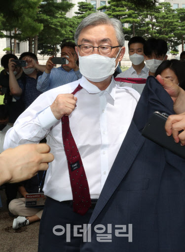 최재형, 이재명 겨냥…“月 8만원 기본소득, 전국민 외식수당”