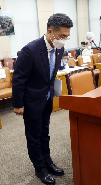 서욱 “청해부대 34진, 오만서 백신 접종 추진했지만 불발"