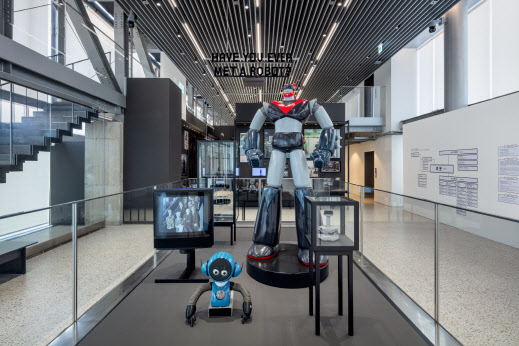 현대차, `헬로 로봇, 인간과 기계 그리고 디자인` 展 개최
