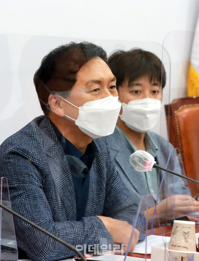 [포토]'나는 국대다 시즌2' 본선 심사 참석한 김기현 원내대표